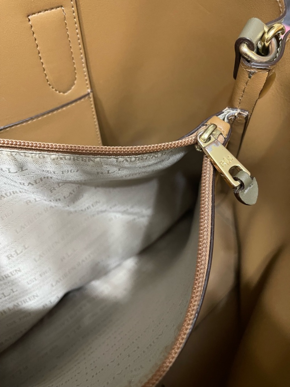 Ralph Lauren Olive-Taupe Leather Tote with Gold Hardware - Picture 4 of 7
